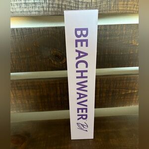 NIB Lilac Beachwaver B1